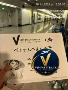 Đánh giá Fast Track Việt Nam của khách hàng F, VN321 KIX-SGN